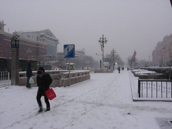 Talvinen Dongchangan street(东长安街)